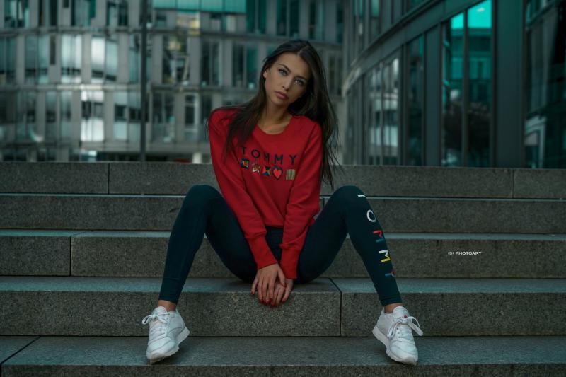 Looking for Quality Women’s Sneakers Under $100. Find Out the Top 15 This Year