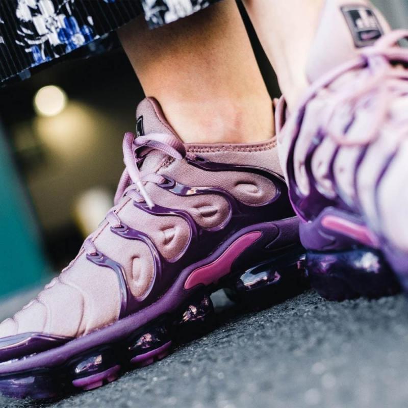 Looking for Quality Yet Stylish Nike Women