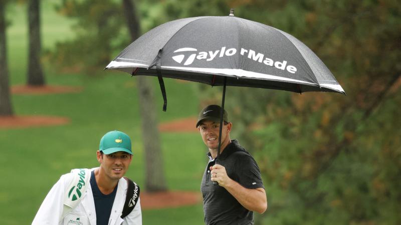 Looking for Rain Protection on the Course: Discover the Benefits of Using a 68 Inch Golf Umbrella