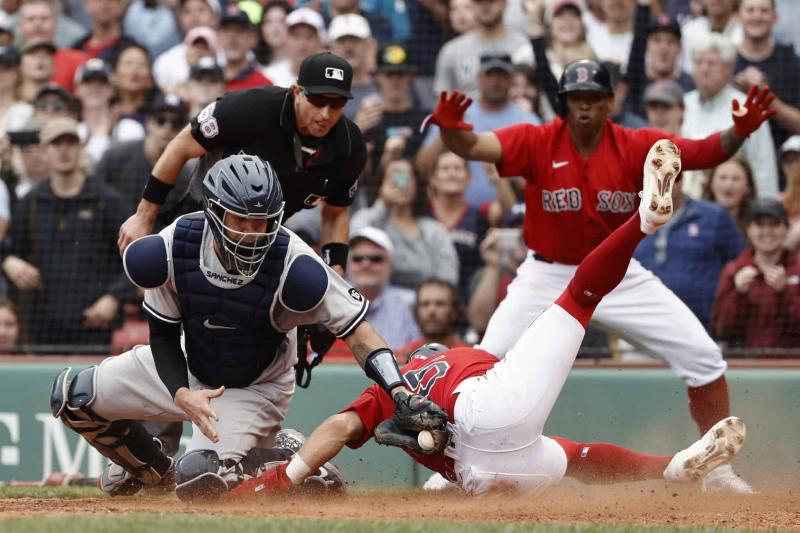 Looking for Red Sox Hats Near You. Check Out These Top Picks