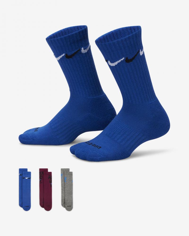 Looking for Royal Blue Nike Socks This Year: Discover the Top Elite Crew Styles Now