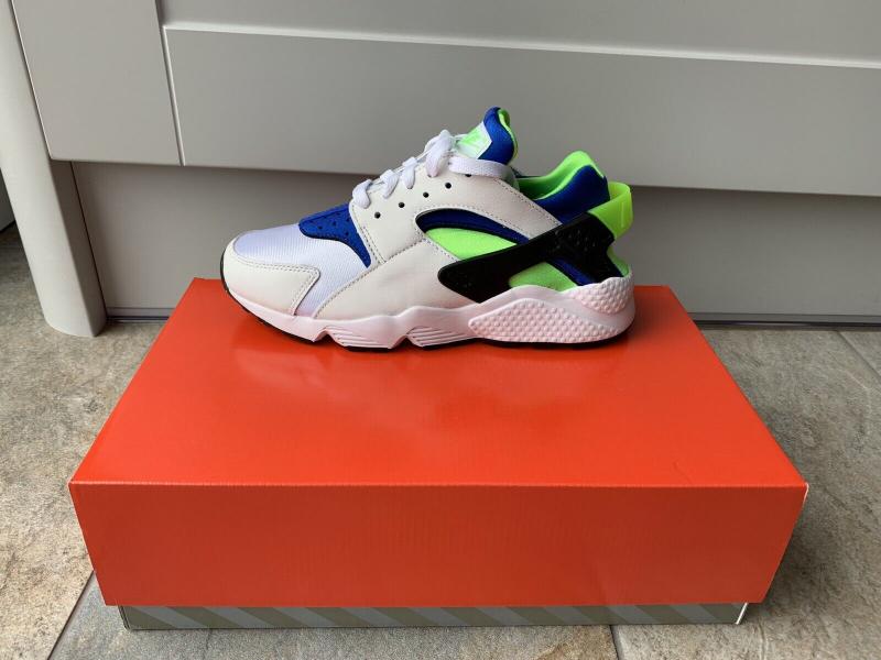 Looking for Something New: Discover 15 Features of Nike Huarache Low You