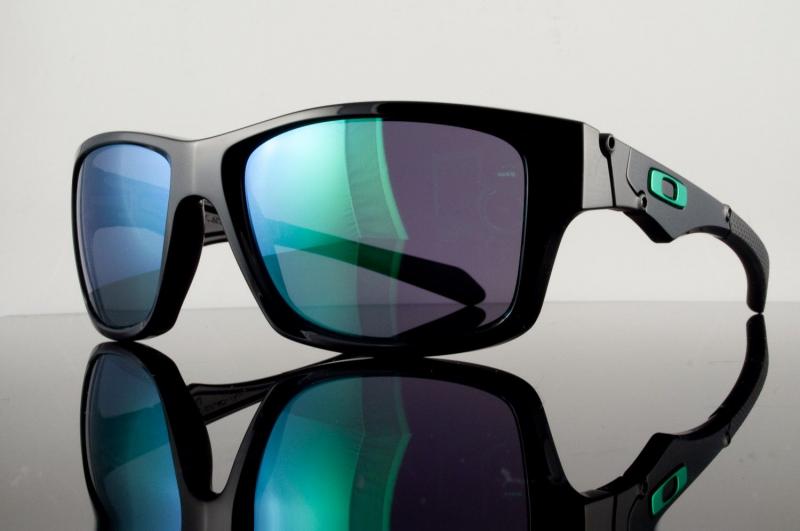 Looking For Stylish Mens Shades Nearby. Discover These Must-Have Sport Polarized Sunglasses