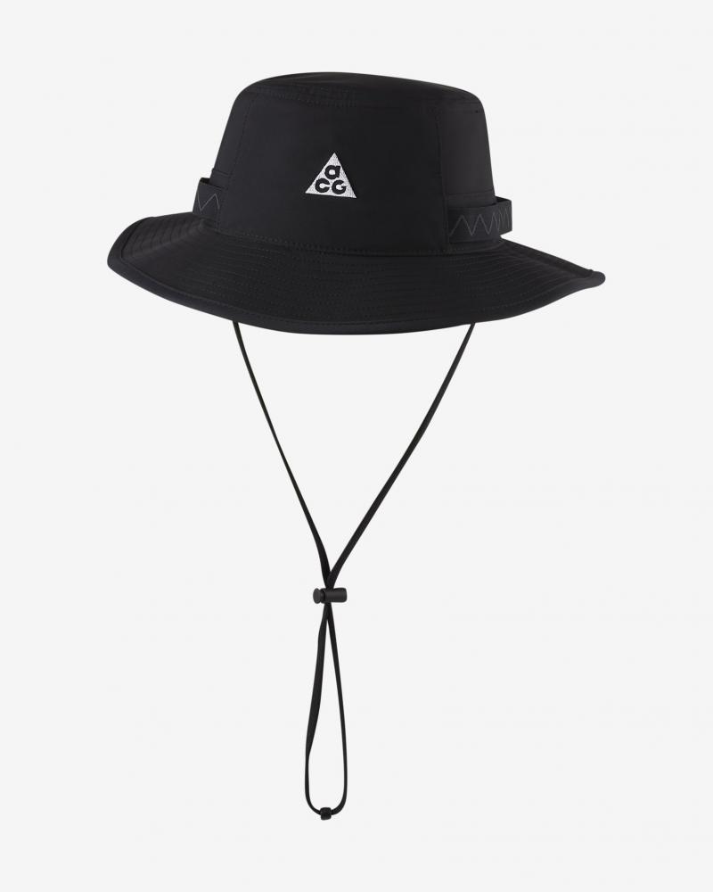 Looking for stylish Nike bucket hats near you