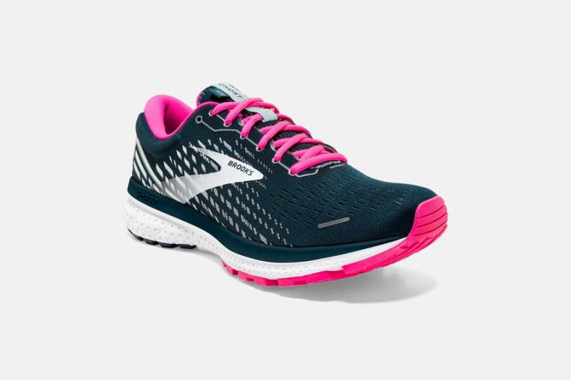Looking for Stylish Running Shoes in 2023. Red and Black Brooks Have You Covered