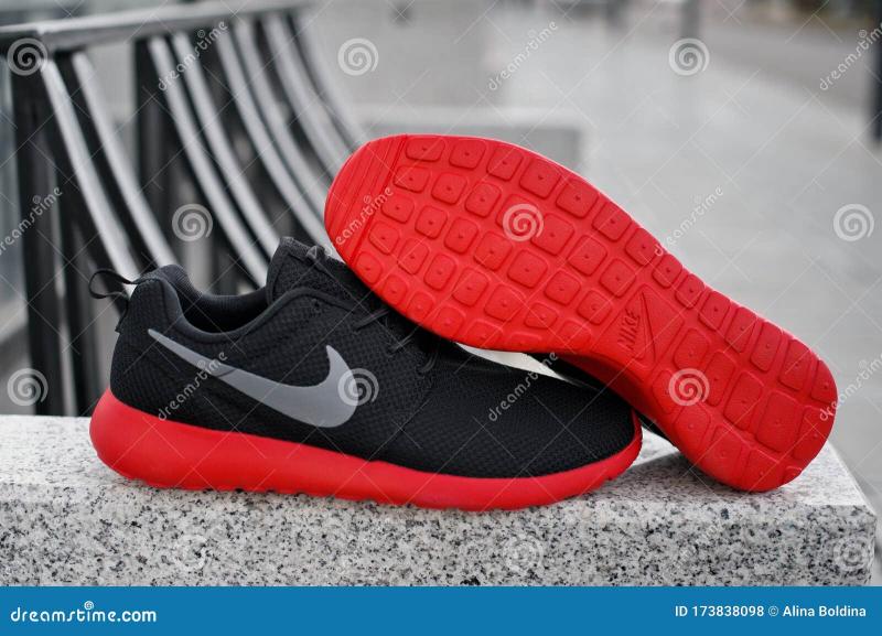 Looking for Stylish Running Shoes in 2023. Red and Black Brooks Have You Covered