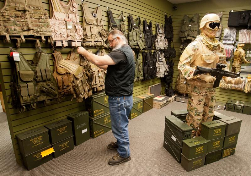 Looking for Tactical Clothes Nearby: 15 Must-Have Tactical Clothing Essentials