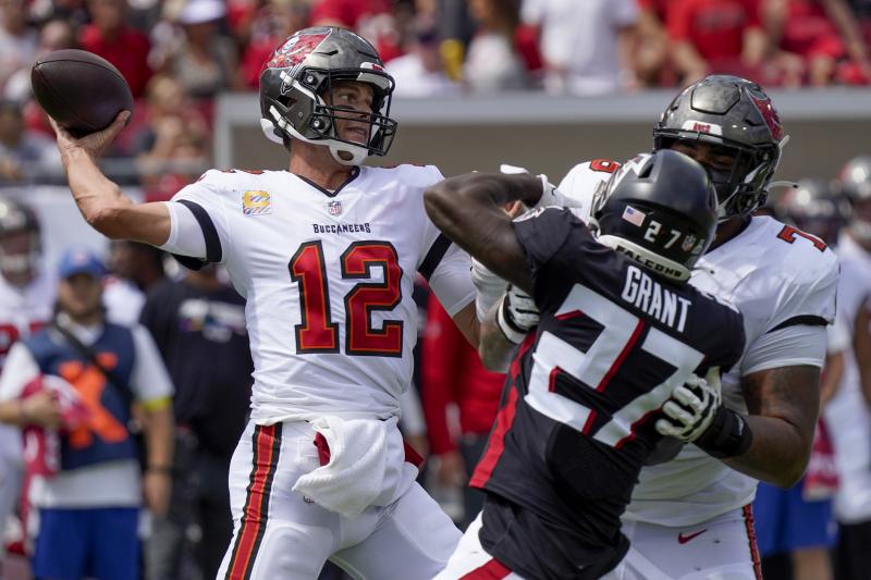 Looking for Tampa Bay Buccaneers Jerseys: The 15 Best Choices Bucs Fans Will Love