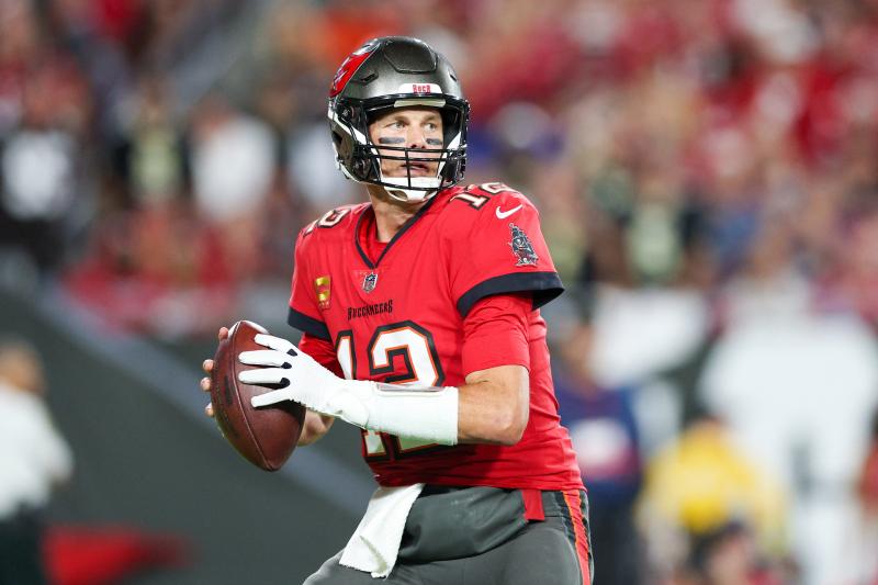Looking for Tampa Bay Buccaneers Jerseys: The 15 Best Choices Bucs Fans Will Love