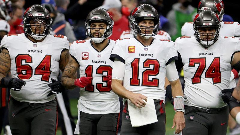 Looking for Tampa Bay Buccaneers Jerseys: The 15 Best Choices Bucs Fans Will Love