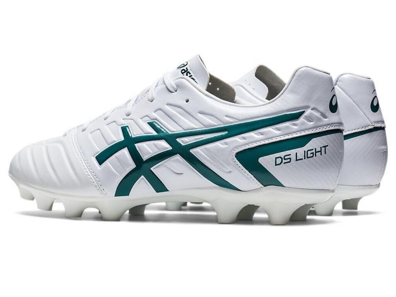 Looking for The Best Asics Soccer Cleats in 2023. Learn How to Find The Top Asics Soccer Shoes With This Definitive Guide