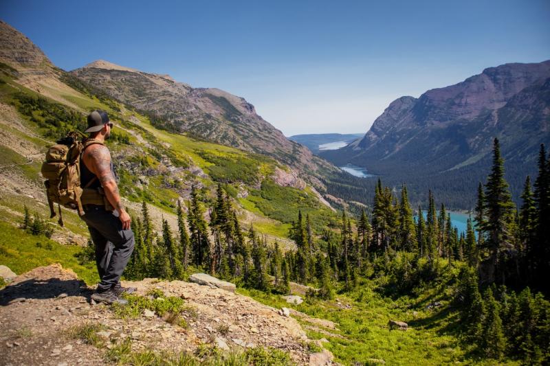 Looking for the Best Backpack for Hiking the High Sierra this Year. 15 Must-Have Features to Consider