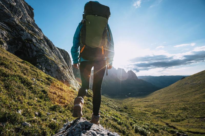 Looking for the Best Backpack for Hiking the High Sierra this Year. 15 Must-Have Features to Consider
