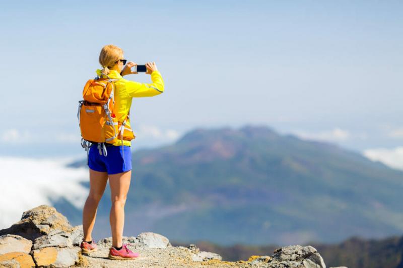 Looking for the Best Backpack for Hiking the High Sierra this Year. 15 Must-Have Features to Consider