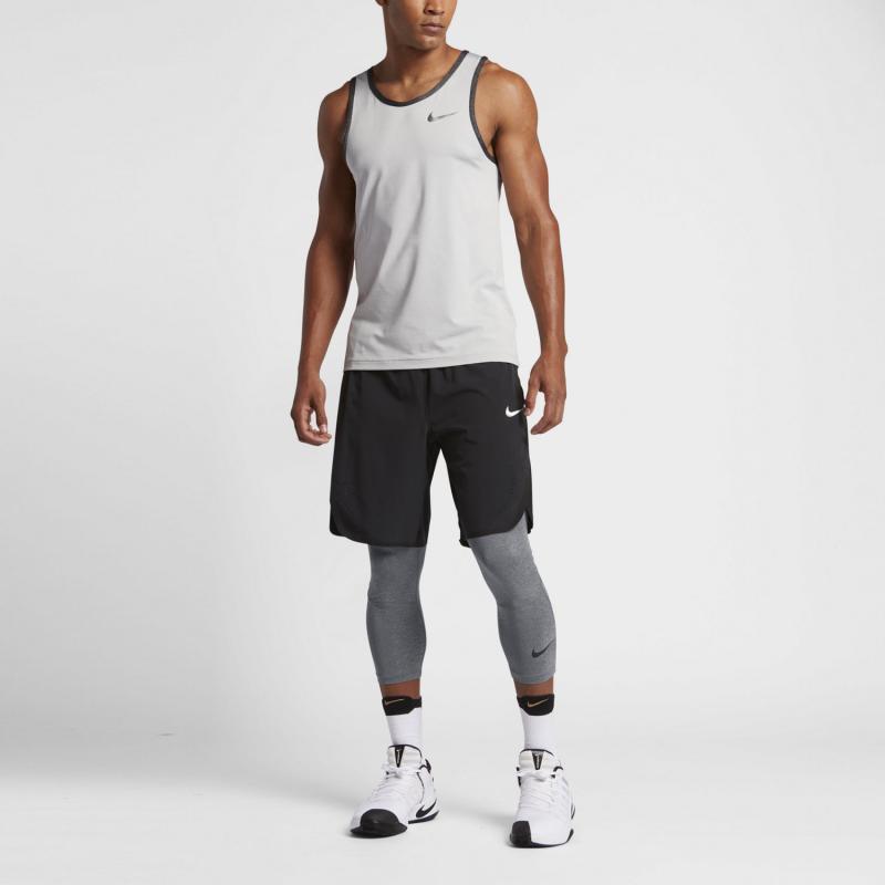 Looking for The Best Basketball Leggings for Men. Find Out Here