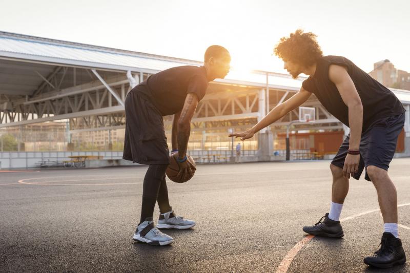 Looking for The Best Basketball Leggings for Men. Find Out Here