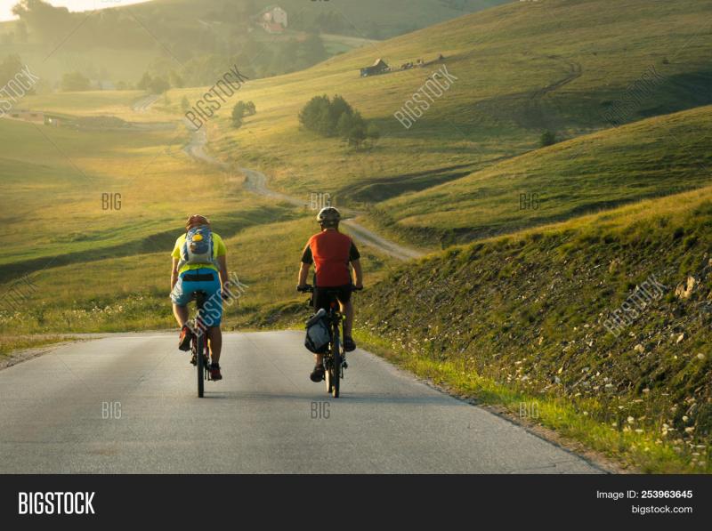 Looking for the Best Biking Pants for Your Rides This Year. Here