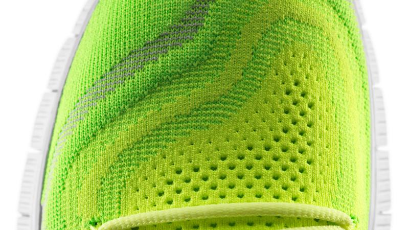 Looking for The Best Black Foam and Knit Running Shoes for Women This Year. Get 15 Key Tips in 2023