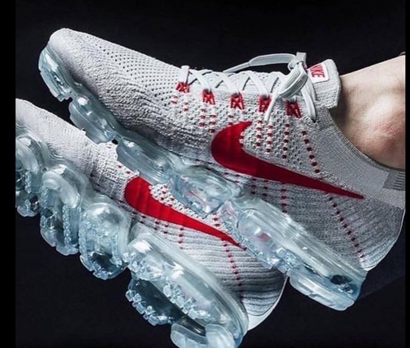 Looking for The Best Black Foam and Knit Running Shoes for Women This Year. Get 15 Key Tips in 2023