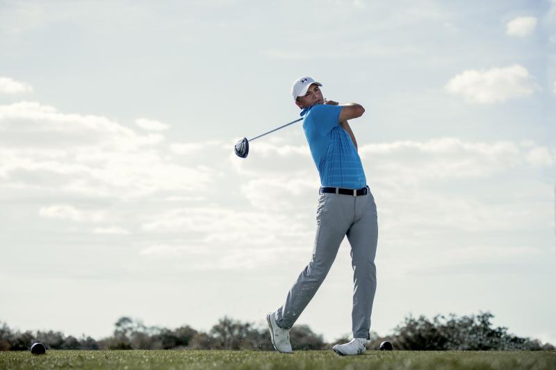 Looking for the Best Black Golf Shoes This Year