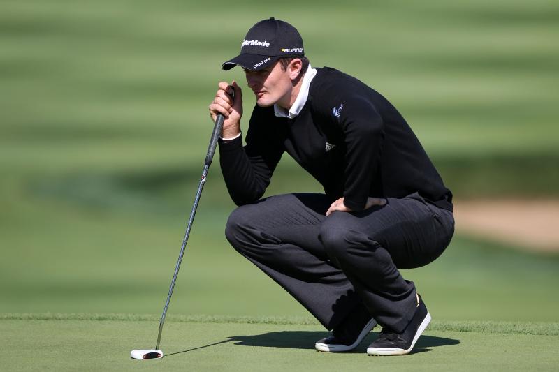 Looking for the Best Black Golf Shoes This Year