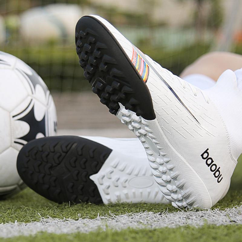 Looking for the Best Black Turf Shoes for 2023. Try These Top Nike Picks