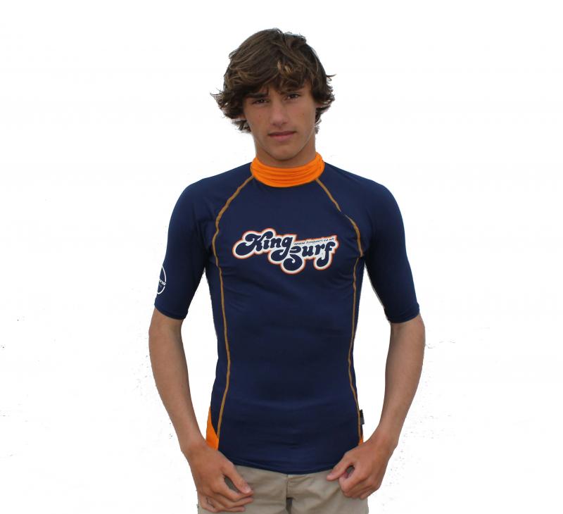 Looking for the Best Blue Rash Guard for Surfing: How to Choose the Perfect Swim Shirt for Your Next Adventure
