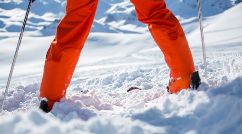 Looking for The Best Blue Snow Pants This Winter. Discover Our Top Recommendations