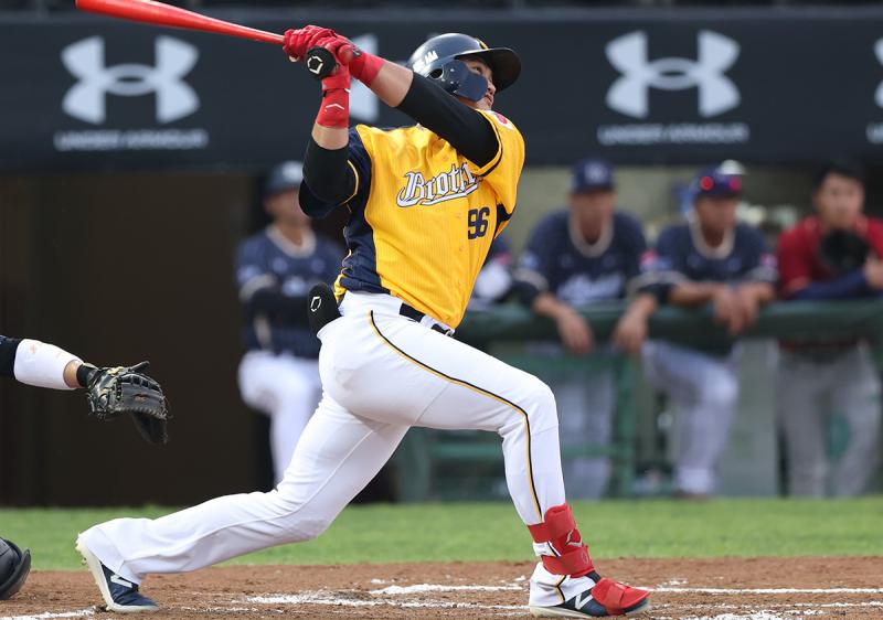 Looking For The Best EvoShield Hats in 2023. Learn About The Top EvoShield Fitted Baseball Caps & More in This Guide