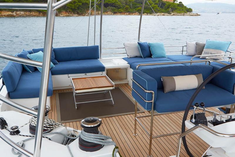 Looking for The Best Floating Boat Seat Cushion. Find Out What Makes The Perfect Floating Cushion for Boats