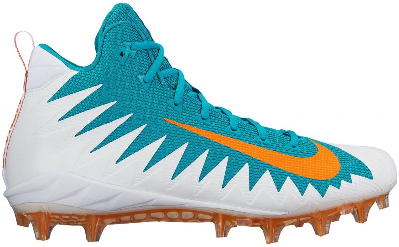 Looking for the Best Football Cleats This Year. Try the Adidas Freak Carbon Mid