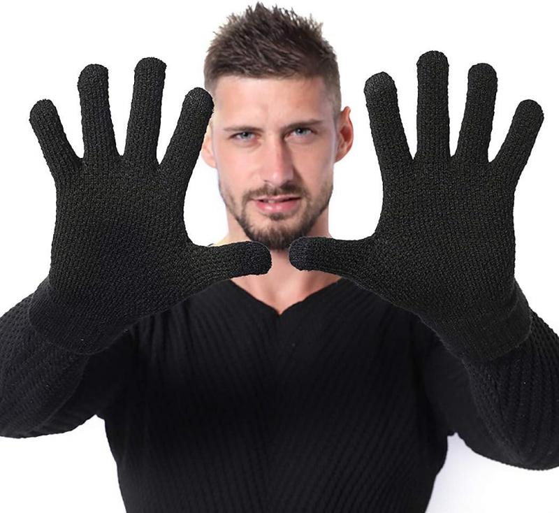 Looking for the Best Football Gloves. Find Top Models Here