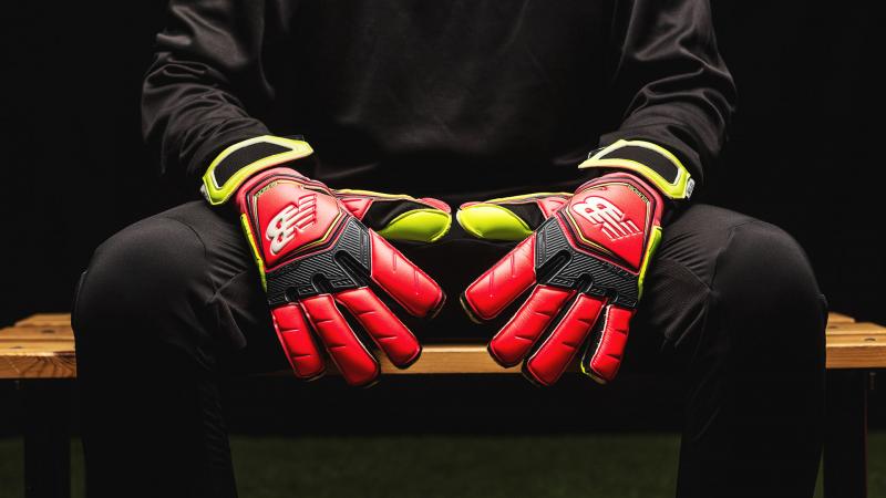 Looking for the Best Football Gloves. Find Top Models Here