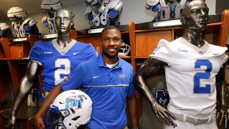 Looking For The Best Football Practice Jerseys: 15 Key Things To Consider When Purchasing Your Team