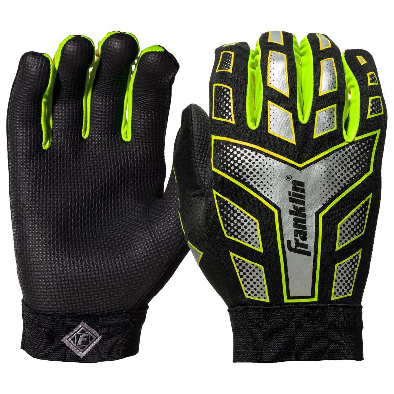 Looking for the Best Football Receiver Gloves: Under Armour Spotlight Gloves Review