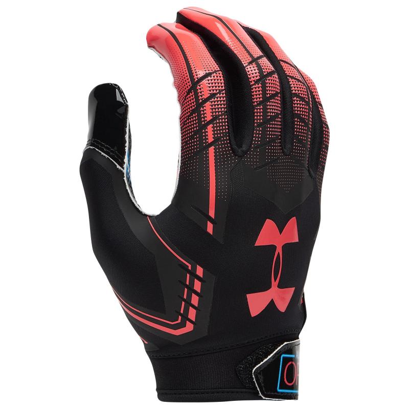 Looking for the Best Football Receiver Gloves: Under Armour Spotlight Gloves Review