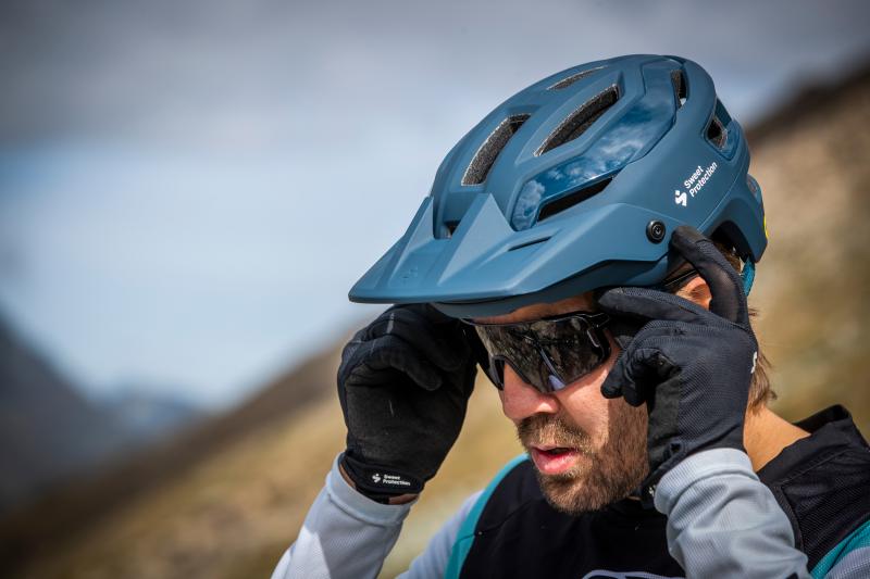 Looking for The Best Full Face Bike Helmet Near You. Discover The Top Places To Buy Quality Protection Now