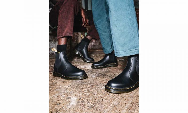 Looking For The Best Fur Lined Chelsea Boots in 2023. Try These Trendy Doc Martens Models