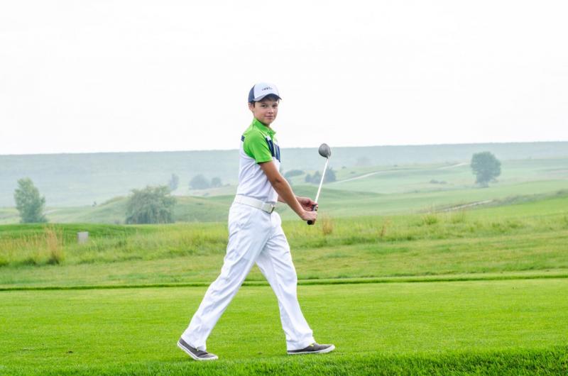 Looking for the Best Golf Shorts for Teens This Year: 15 Must-Have Features in Junior Golf Apparel