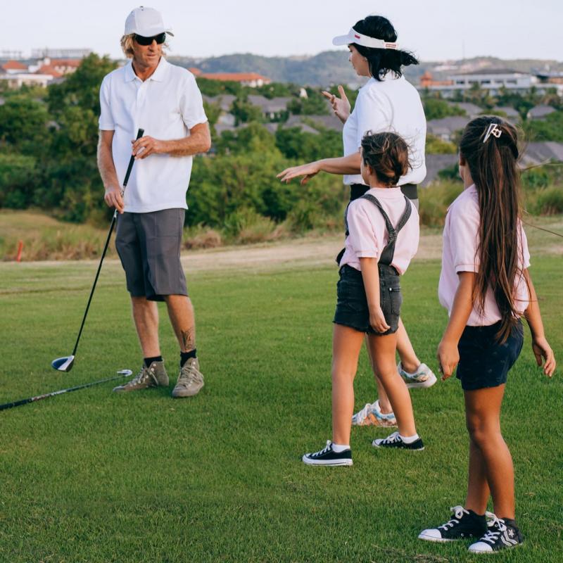 Looking for the Best Golf Shorts for Teens This Year: 15 Must-Have Features in Junior Golf Apparel