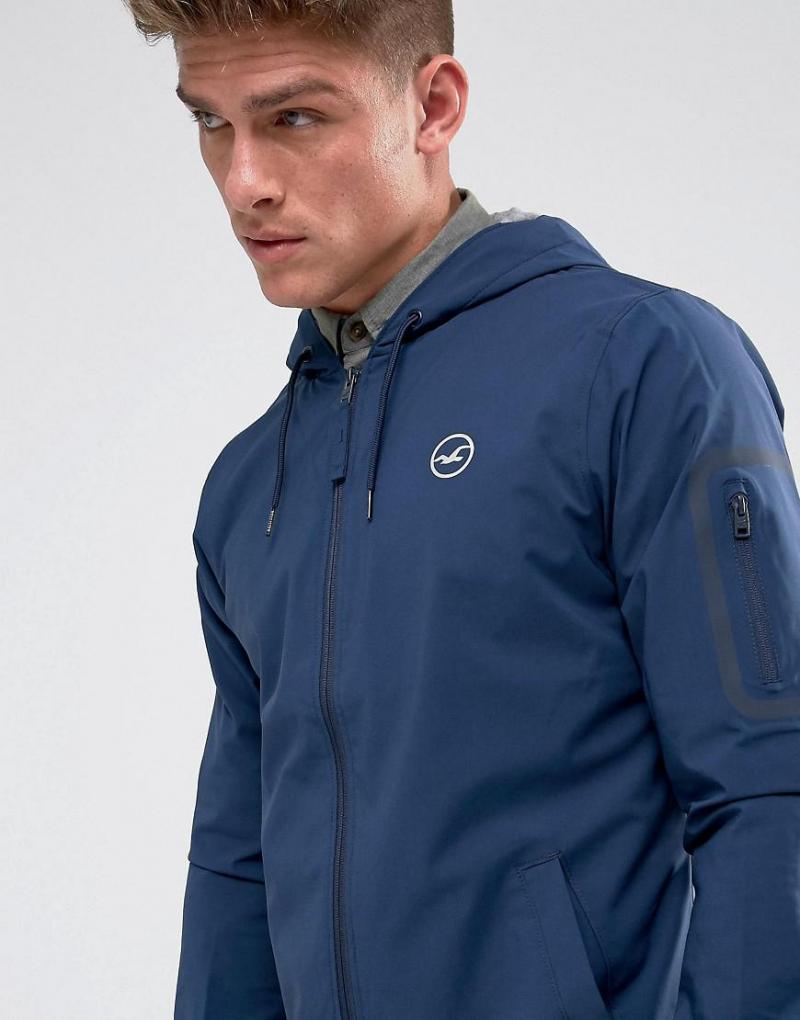 Looking for the Best Golf Windbreaker in 2023. Try These Top 15 Styles