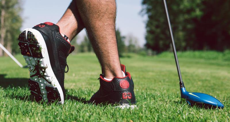Looking For The Best Grey Golf Shoes This Year. Find Out Here