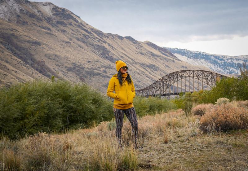 Looking For The Best Hiking Leggings With Pockets. Find Out Here