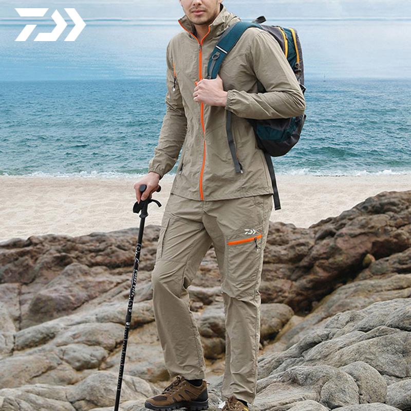 Looking for The Best Hiking Pants This Year. Discover Our Top Wool Picks