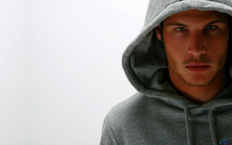 Looking for The Best Hooded Jacket for Men This Year. Find Out The Top Options Here