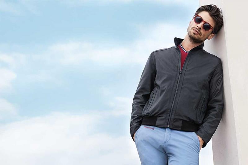 Looking for The Best Hooded Jacket for Men This Year. Find Out The Top Options Here
