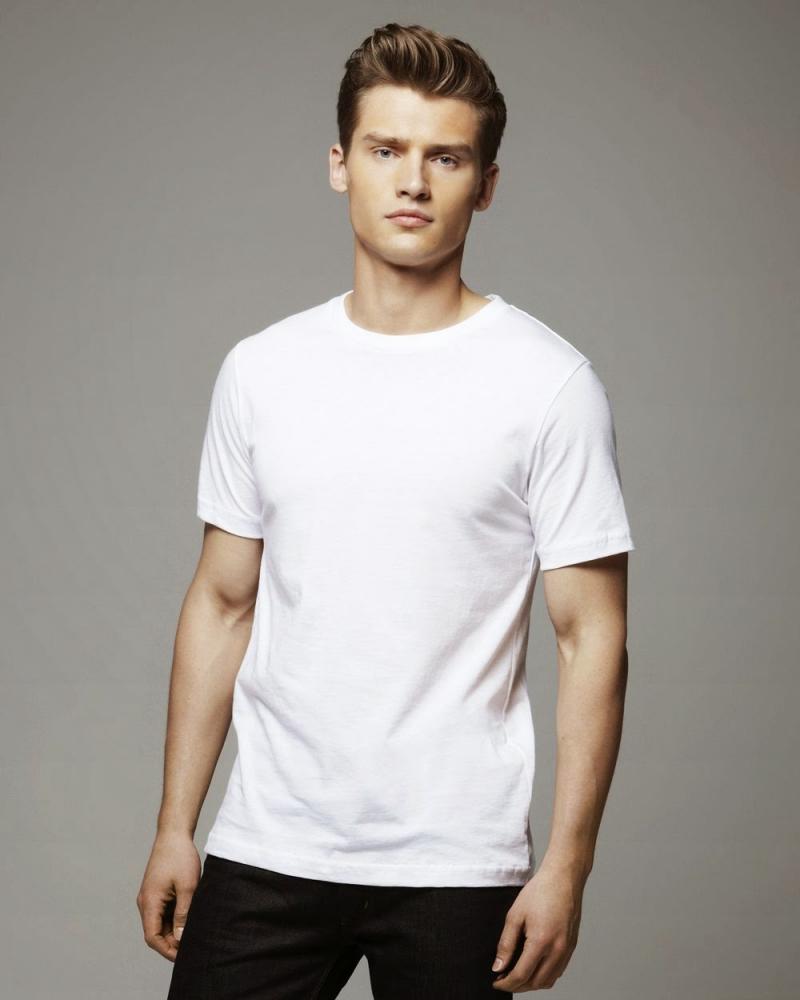 Looking For The Best Hooded T Shirt This Summer. See Our Top 15 Picks
