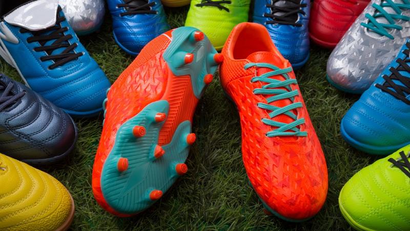 Looking For The Best Indoor Cleats This Year. Get The 15 Most Popular Nike Indoor Soccer Shoes Now