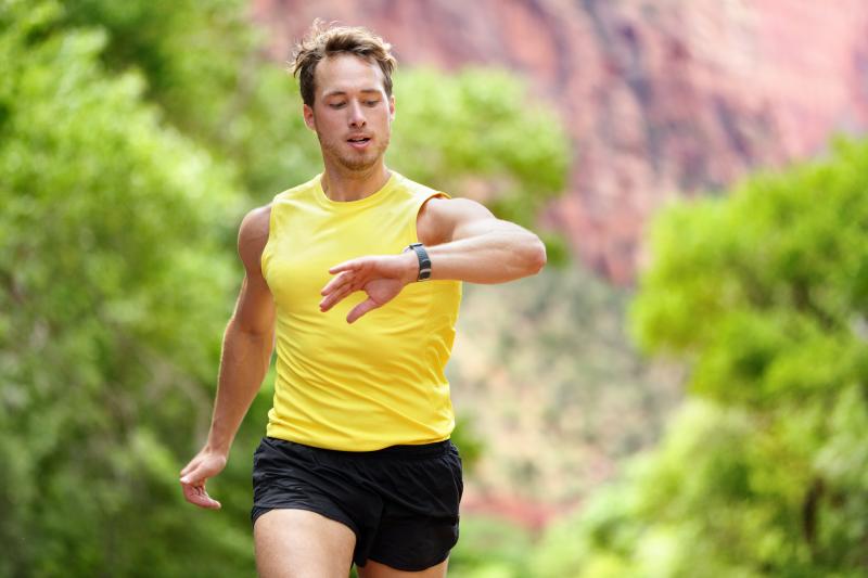 Looking For The Best Jogging Tops. Try These Tight Running Shirts Instead