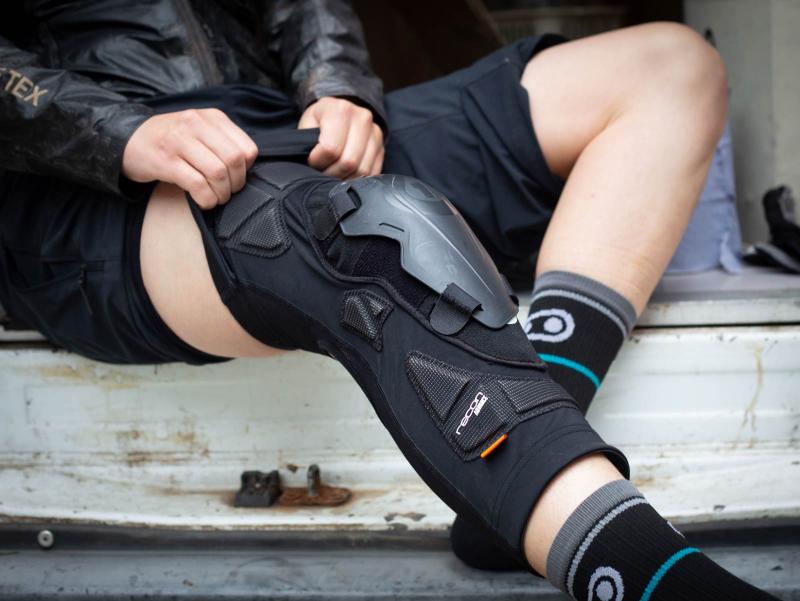 Looking for the Best Knee Brace: Shock Doctor 870 Reviewed in Depth